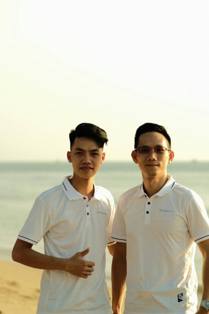 yacht crew mf clothing